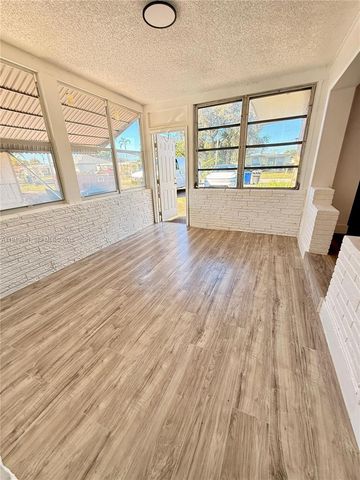 1824 NW 25th Ave, Fort Lauderdale, FL 33311