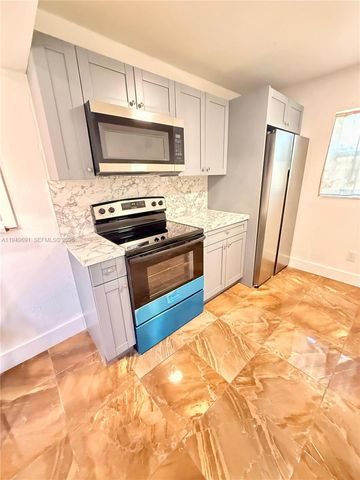 1824 NW 25th Ave, Fort Lauderdale, FL 33311