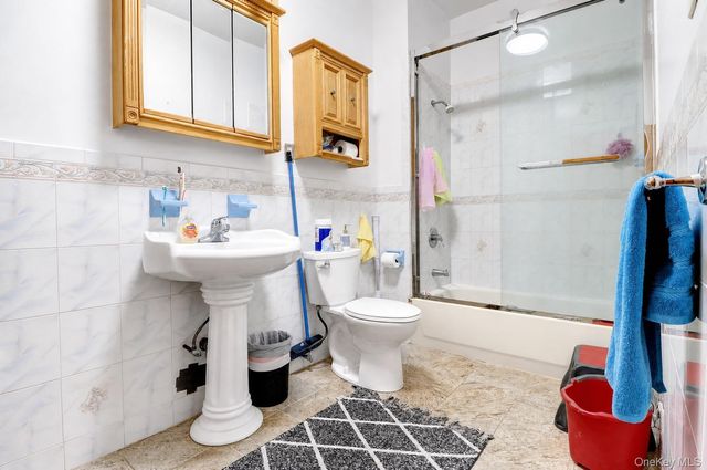 458 halsey street, Brooklyn, NY 11233