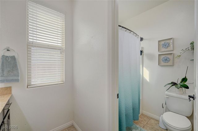 676 Suguaro Bluffs Street, Henderson, NV 89014