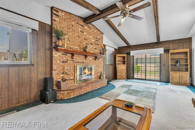 39083 Eastridge Drive, Clinton Township, MI 48038