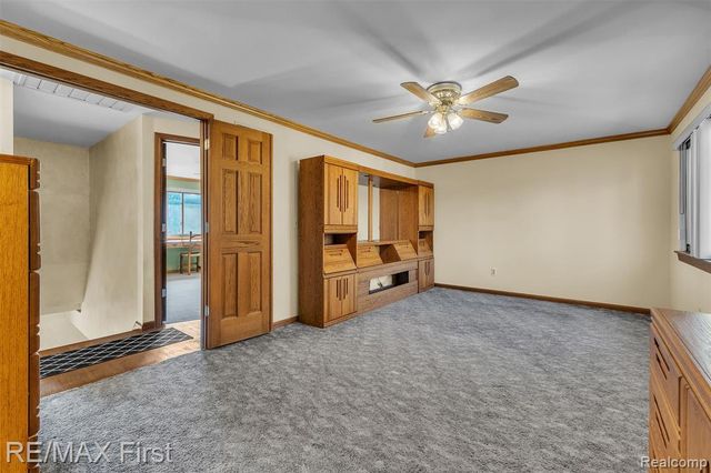 39083 Eastridge Drive, Clinton Township, MI 48038