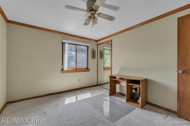 39083 Eastridge Drive, Clinton Township, MI 48038
