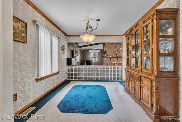 39083 Eastridge Drive, Clinton Township, MI 48038
