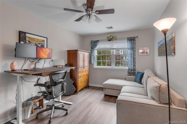 32 Scarborough Drive, Smithtown, NY 11787