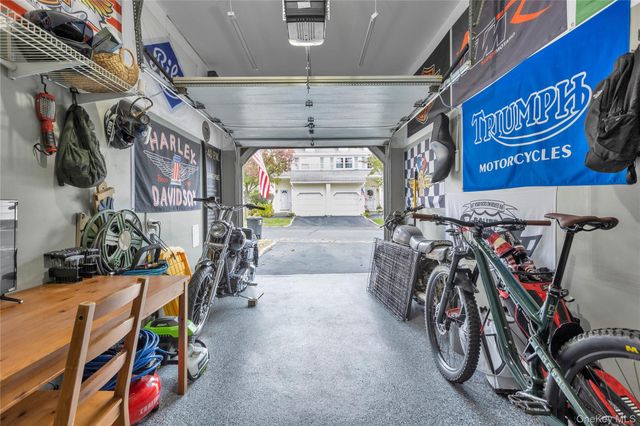 32 Scarborough Drive, Smithtown, NY 11787