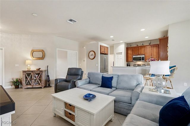 3464 Crosswater DR, North Fort Myers, FL 33917