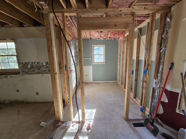 4503 TN Highway 47, Charlotte, TN 37036