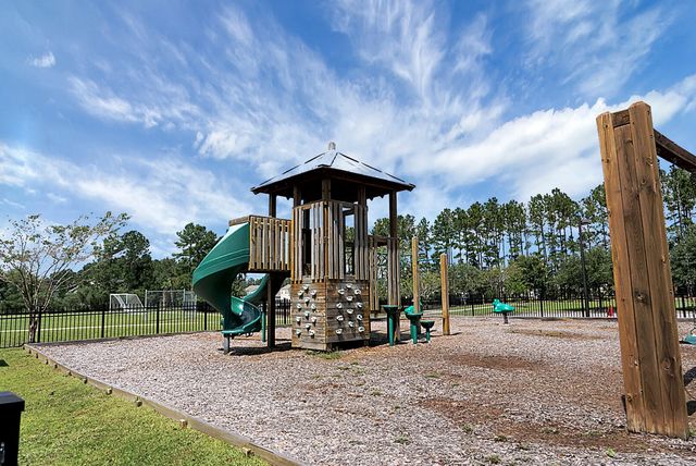 642 Woolum Drive, Moncks Corner, SC 29461