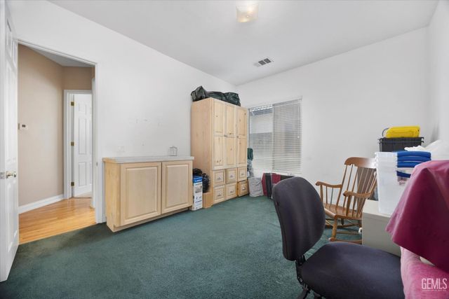 1910 Three Bridges Way, Bakersfield, CA 93311