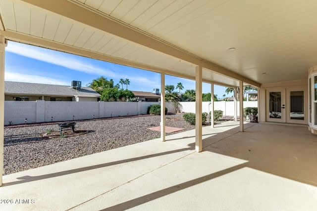 26622 S NEW TOWN Drive, Sun Lakes, AZ 85248