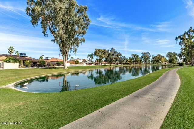 26622 S NEW TOWN Drive, Sun Lakes, AZ 85248