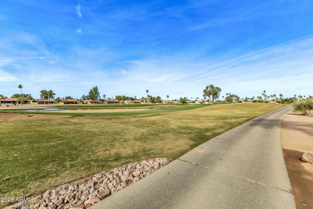 26622 S NEW TOWN Drive, Sun Lakes, AZ 85248