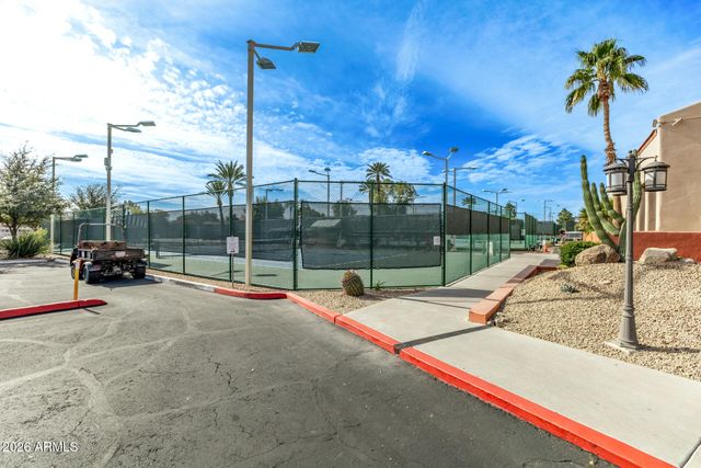 26622 S NEW TOWN Drive, Sun Lakes, AZ 85248