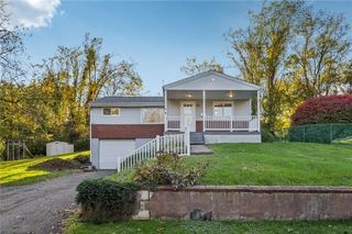 970 Pamela Dr, Lower Burrell, PA 15068