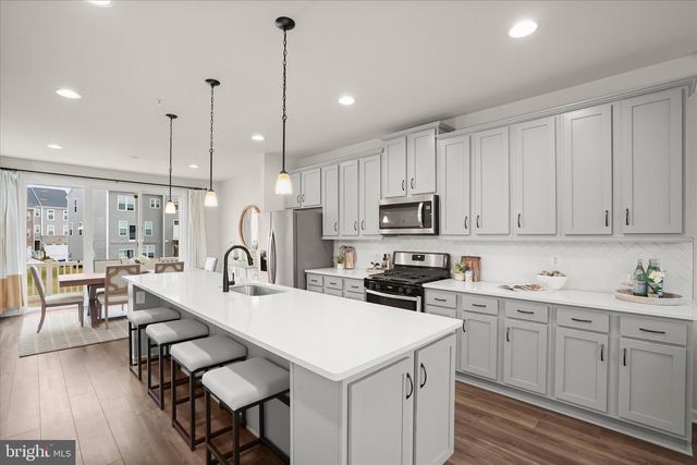 1016 FLESTER LN, Laurel, MD 20707