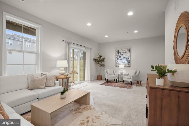 1016 FLESTER LN, Laurel, MD 20707