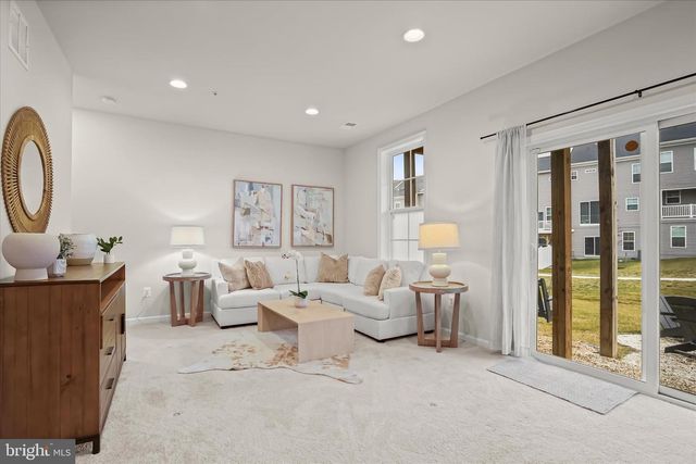 1016 FLESTER LN, Laurel, MD 20707