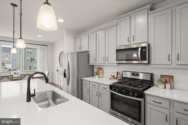 1016 FLESTER LN, Laurel, MD 20707