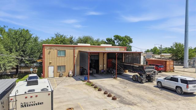 2510 Sakowitz Street, Houston, TX 77020