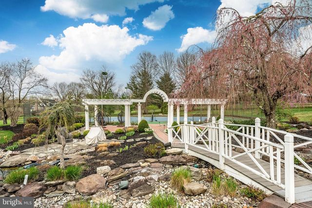 1265 GRENOBLE RD, Ivyland, PA 18974
