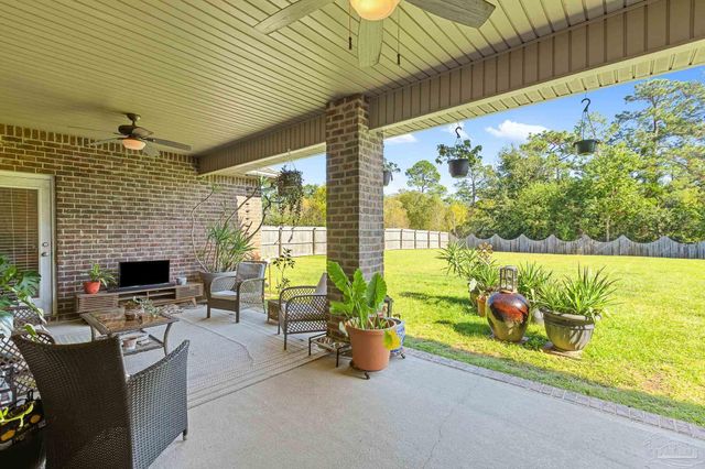 3582 Turquoise Dr, Navarre, FL 32566