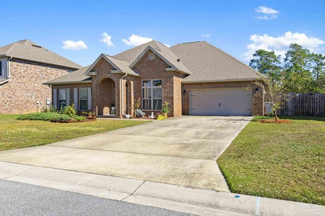 3582 Turquoise Dr, Navarre, FL 32566