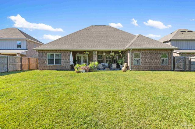 3582 Turquoise Dr, Navarre, FL 32566