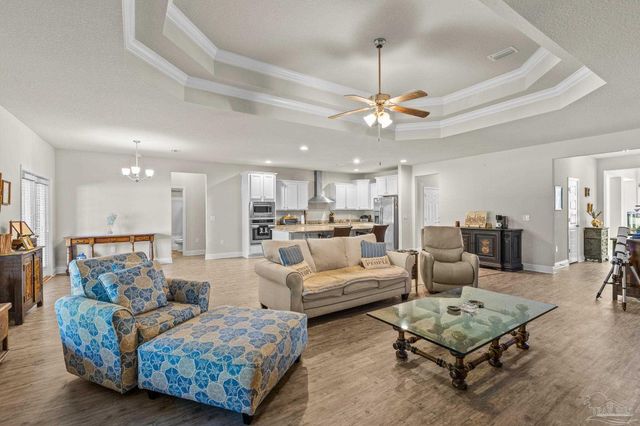 3582 Turquoise Dr, Navarre, FL 32566