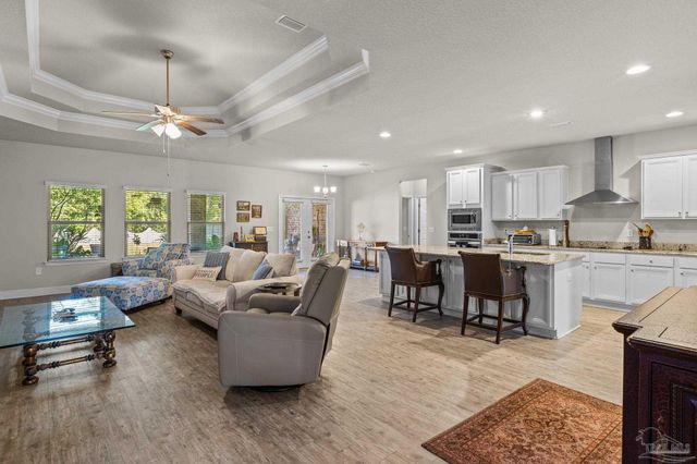 3582 Turquoise Dr, Navarre, FL 32566