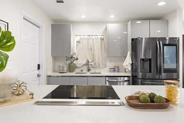 39666 Whitecap Way, Fremont, CA 94538