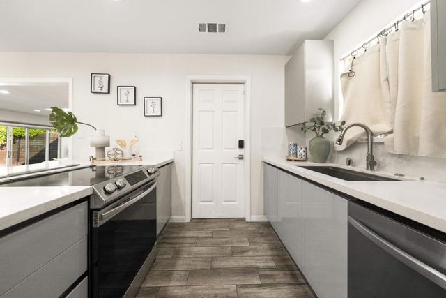 39666 Whitecap Way, Fremont, CA 94538