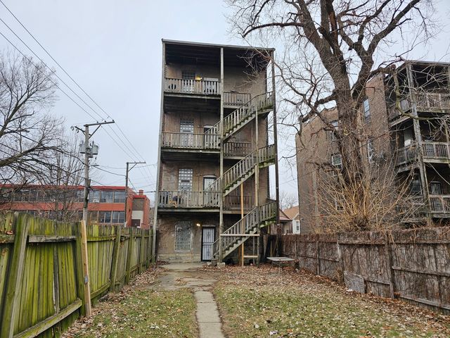 9041 S Burley Avenue, Chicago, IL 60617