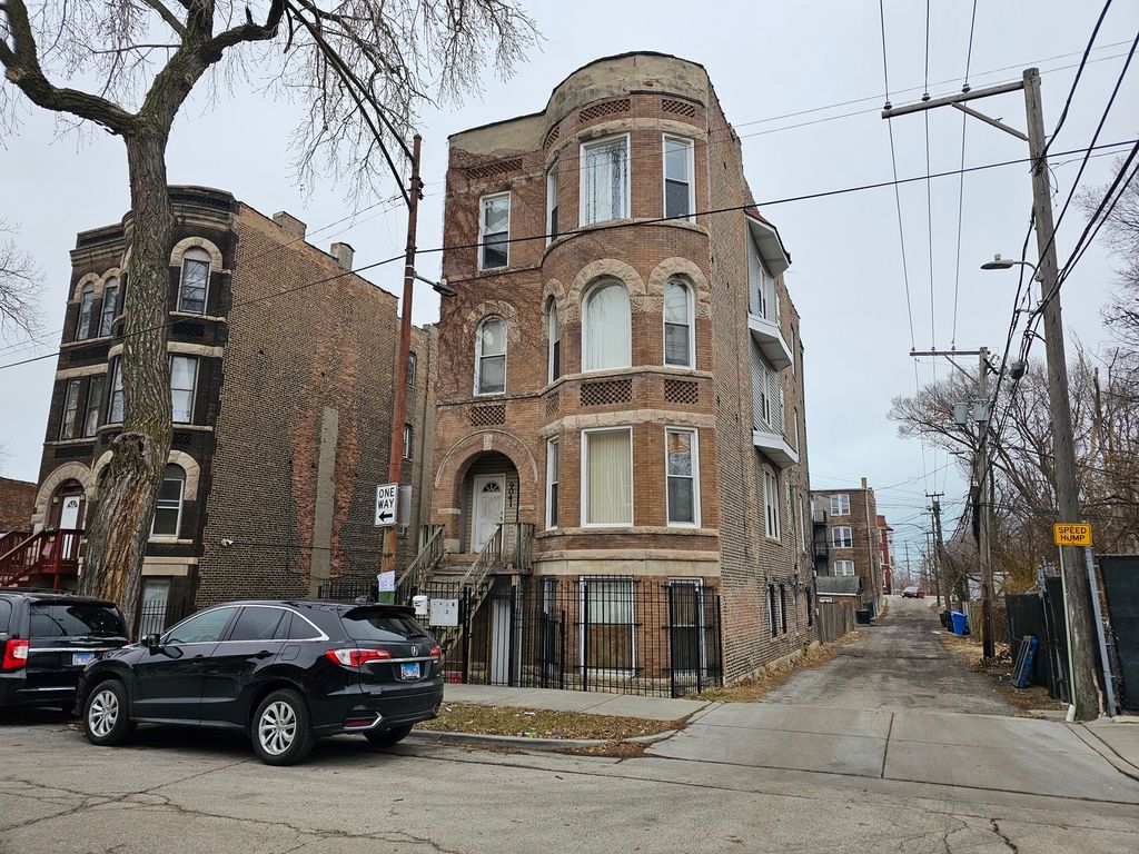 9041 S Burley Avenue, Chicago, IL 60617