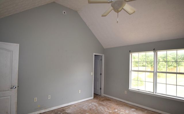 2498 S Lakeview Drive, Crestview, FL 32536