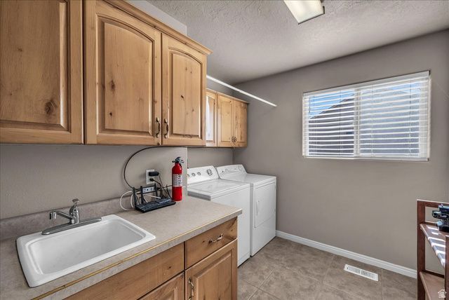 1190 N HORSEMANS PARK DR, Dammeron Valley, UT 84783