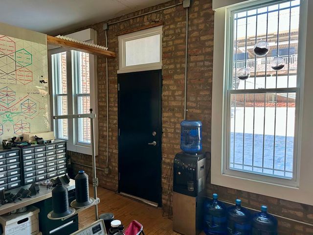 1906 N Milwaukee Avenue, Chicago, IL 60647