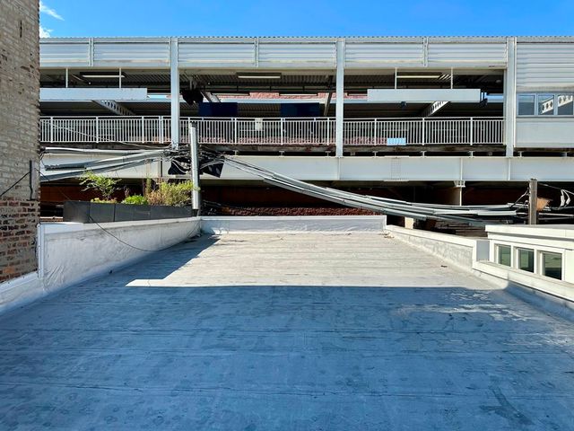 1906 N Milwaukee Avenue, Chicago, IL 60647