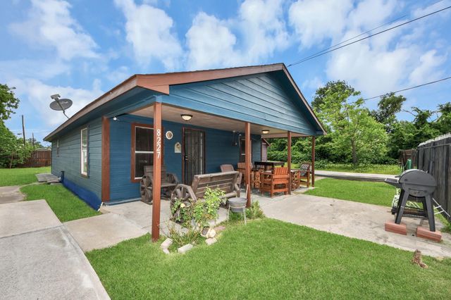 8227 Chadwick Street, Houston, TX 77029