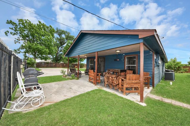 8227 Chadwick Street, Houston, TX 77029
