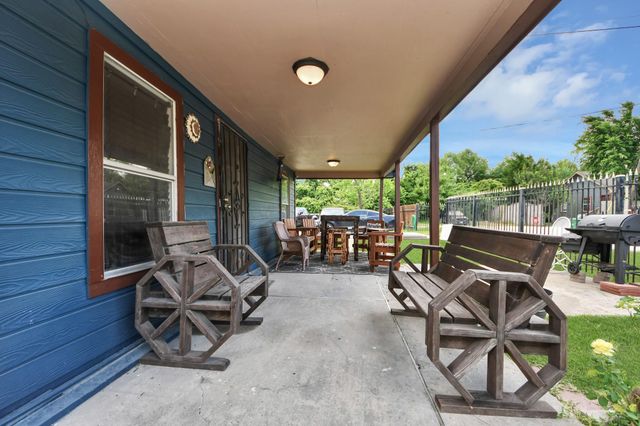 8227 Chadwick Street, Houston, TX 77029