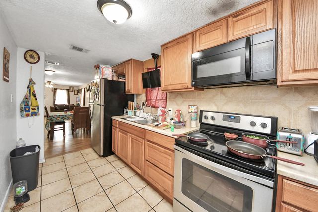 8227 Chadwick Street, Houston, TX 77029