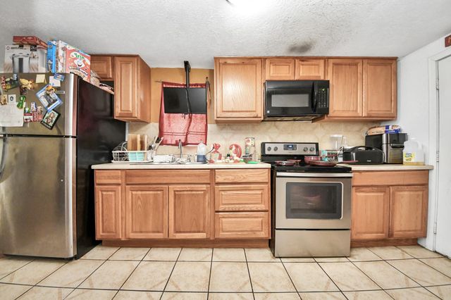 8227 Chadwick Street, Houston, TX 77029