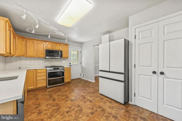 12301 CEDARWOOD CT, Woodbridge, VA 22192