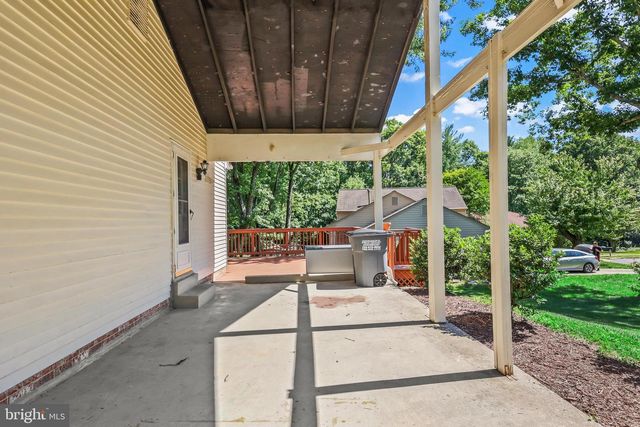 12301 CEDARWOOD CT, Woodbridge, VA 22192