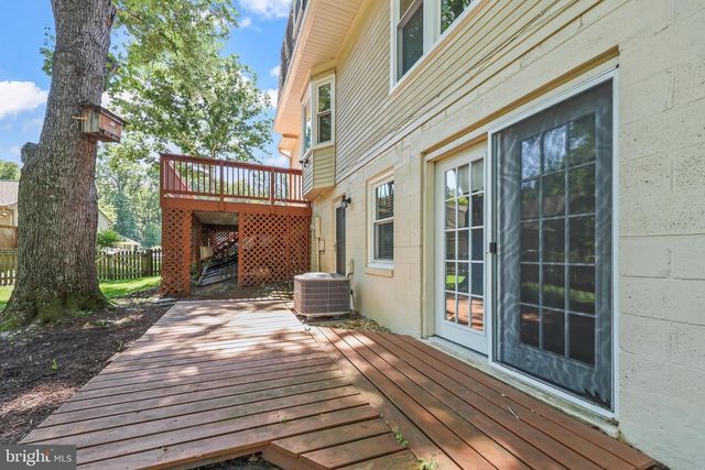 12301 CEDARWOOD CT, Woodbridge, VA 22192