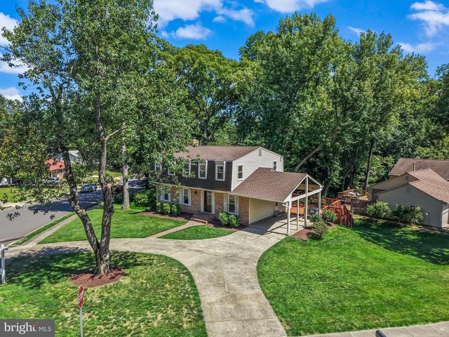 12301 CEDARWOOD CT, Woodbridge, VA 22192
