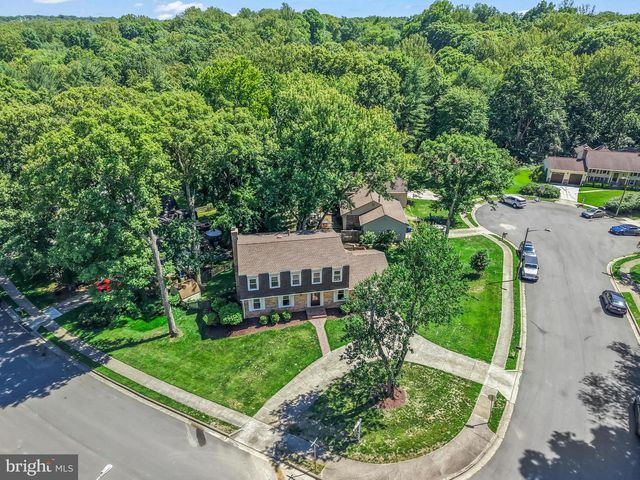12301 CEDARWOOD CT, Woodbridge, VA 22192