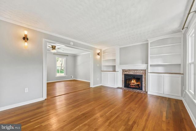 12301 CEDARWOOD CT, Woodbridge, VA 22192