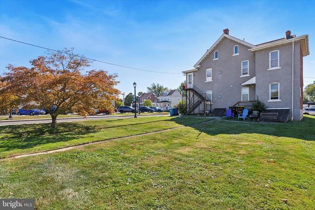 405 DERSTINE AVE, Lansdale, PA 19446